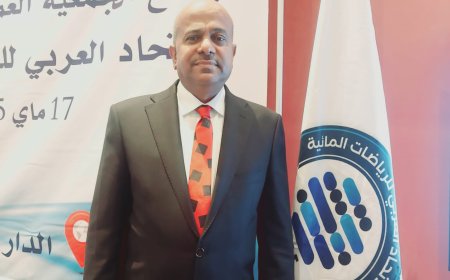 مدير عام مكتب الشباب والرياضة بأبين يهنئ خالد الخليفي بمناسبة فوزه برئاسة الاتحاد العربي للرياضات المائية