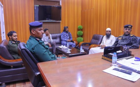 لقاء مشترك بين مكتب وزارة التربية والتعليم وإدارة مكافحة المخدرات بساحل حضرموت لتنفيذ خطة التوعية بمدارس المديريات