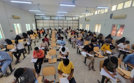 عميد كلية المجتمع يدشن الامتحانات النهائية للفصل الدراسي الثاني  للعام الدراسي 2024 - 2025
