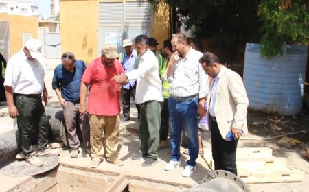 الزامكي يتفقد مشروع تأهيل المضخة الرئيسية للصرف الصحي في خور مكسر الممول من أوكسفام