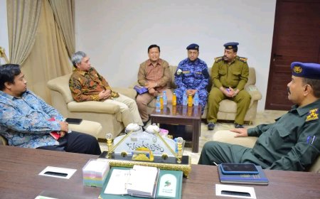 نائب مدير أمن وشرطة وادي حضرموت يستقبل القنصل الإندونيسي لبحث قضية السجين الاندنوسي والاطلاع عن احواله