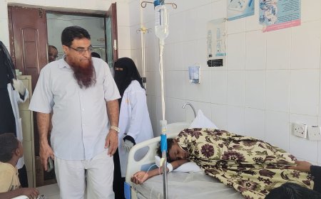 أبين: الدكتور الثرم يوجه بتفعيل زوايا الإرواء في المرافق الصحية كإجراء استباقي لمواجهة  الإسهالات المائية والكوليرا واحتواء المخاطر