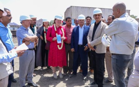 الشرجبي ولملس ونائبة وزير التعاون بالخارجية الهولندية يطلعون على أوضاع المياه في عدن