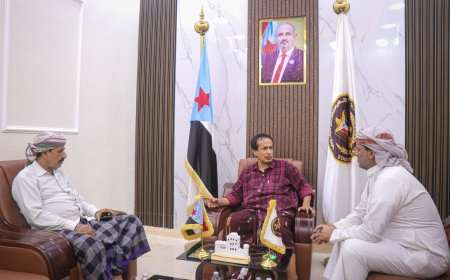 رئيس تنفيذية انتقالي المهرة يلتقي بعضو فريق الحوار الجنوبي عوض بلحاف لبحث آفاق التكاتف الوطني