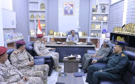 برئاسة الوكيل العامري اللجنة الأمنية بوادي وصحراء حضرموت تناقش مستجدات الوضع الأمني