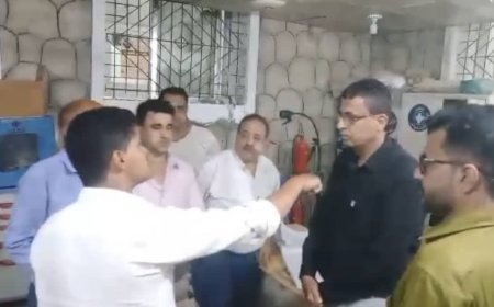 مدير عام صحة لحج ينفذ زيارة ميدانية ليلية مفاجئة إلى مستشفى أكتوبر يافع وحبيل جبر ردفان