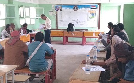 تدشين الورشة التدريبية الخاصة لاختبار أيسر لفصول التعليم التعويضي بمديرية المحفد