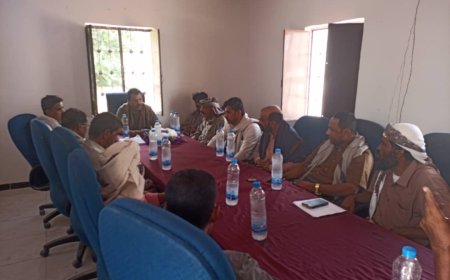 تنفيذي رضوم يعقد دورته الاعتيادية الخامسة ويشيد بجهود إدارة الأمن العام ومكتب الأوقاف بالمديرية