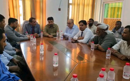 بتكليف من الوزير السقطري.. وفد وزارة الزراعة والأسماك يعقد سلسلة لقاءات بمحافظة المهرة