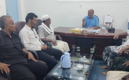 مكتب التربية بتريم يستقبل الفريق المشرف على التعليم التعويضي ويؤكد دعمه للبرنامج