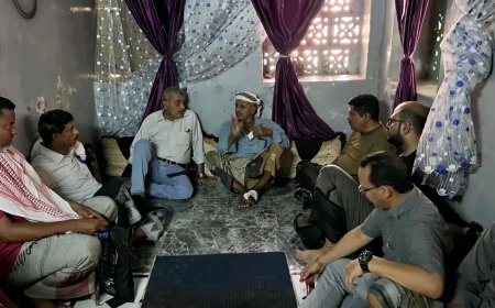 رئيس انتقالي حضرموت يطمئن على صحة المناضل أحمد الدقيل