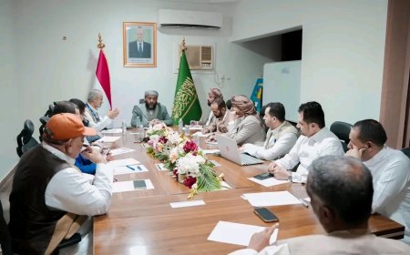 وزير الأوقاف والإرشاد يترأس اجتماعاً للجنة العليا للحج بمكة المكرمة