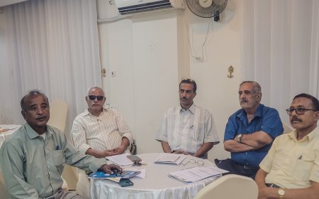 برعاية الوزير السقطري.. المركز الوطني للعسل ووكالة تنمية المنشآت الصغيرة والأصغر يقيمان فعالية بمناسبة يوم النحل العالمي