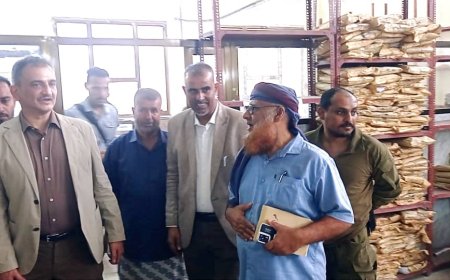 محافظ عدن يتفقد سير كنترول الثانوية العامة و يُشيد بجهود العاملين
