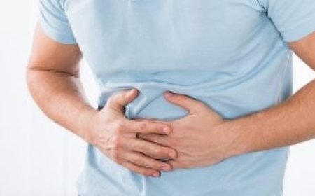 يمنع التسوس ويخفف الحموضة.. فوائد مضغ ملك التوابل بعد الأكل