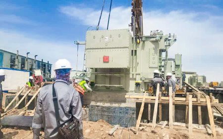 بدعم إماراتي.. بدء تركيب محطات التحويل في مشروع الطاقة الشمسية بشبوة