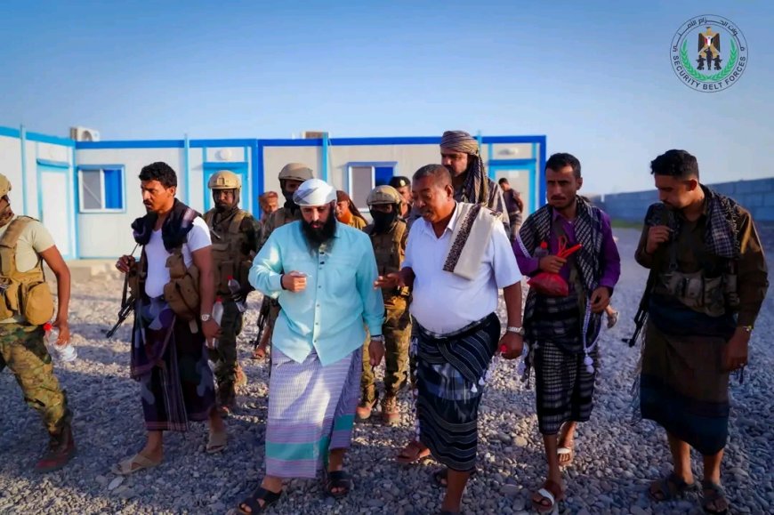العميد الوالي يتفقد قوات الحزام الأمني في أبين ويشيد بتضحياتها البطولية