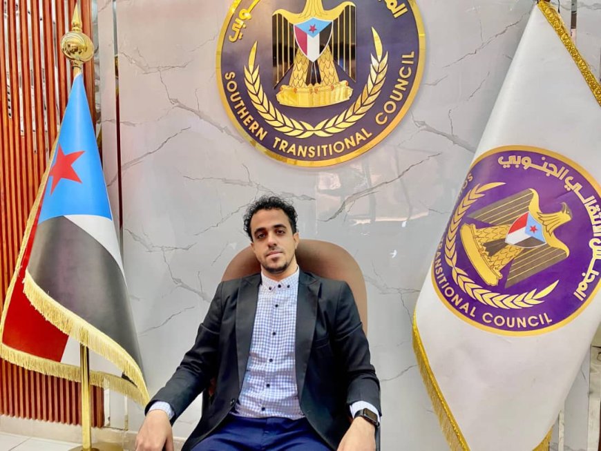 طاقم عمل السكرتارية بمجلس المستشارين يهنئون الزميل محمد السلامي بمناسبة الخطوبة