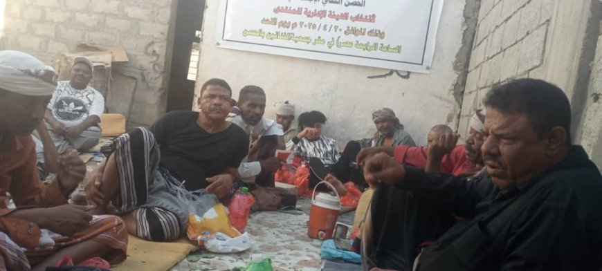 بن عطاف يزور منتدى الحصن الثقافي ويشيد بجهودهم في إحياء الموروث الشعبي