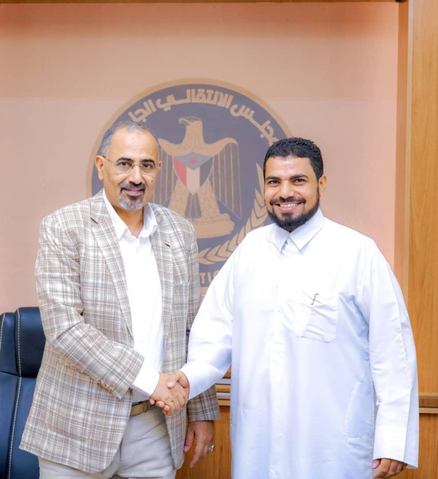 مدير مكتب الأوقاف بخنفر يشيد بالقائد عبدالرحمن الشنيني: "كان وما زال درعًا منيعًا لحفظ الأمن في أبين"