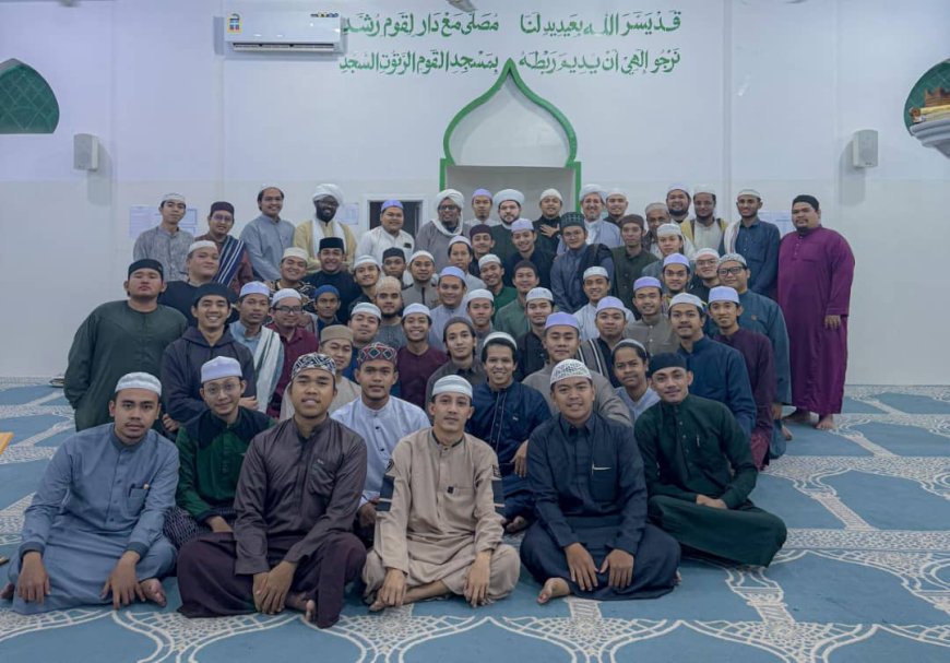 زيارة مباركة للعلامة الشيخ محيي الدين محمد عوامة تضيء دار القوم العلمي بتريم