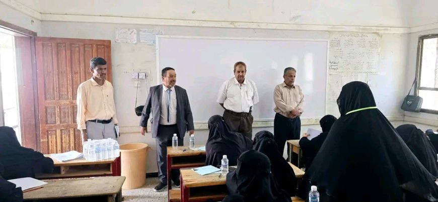 شبوة: وكيل المديريات الغربية يدشّن امتحانات الثانوية العامة بمديرية بيحان
