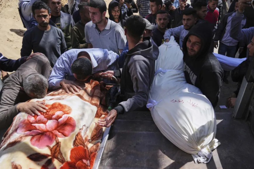 في يوم دامٍِ أكثر من 70 شهيدًا 47 منهم بأستهداف مطعم شعبي في قصف إسرائيلي على غزة خلال 24 ساعة