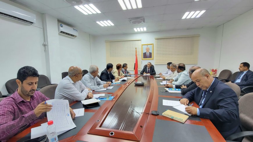 وزير الصناعة يدشن الاجتماع الأول لأعمال اللجنة الوطنية لتنظيم سلامة الغذاء
