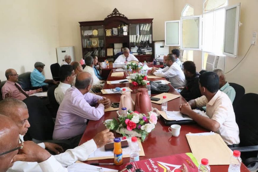 مجلس جامعة أبين يعقد اجتماعه الدوري لشهري مارس وأبريل 2025م