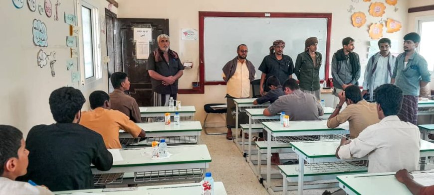 رئيس تنفيذية انتقالي حوف يطلع على سير امتحانات الثانوية العامة بالمديرية