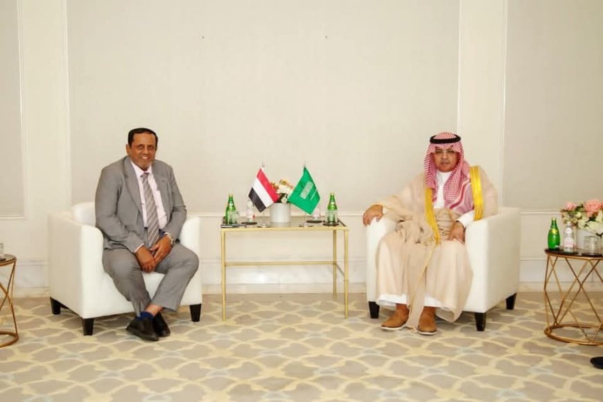 رئيس الهيئة يبحث مع نظيره السعودي تعزيز التعاون بمجال الطيران المدني