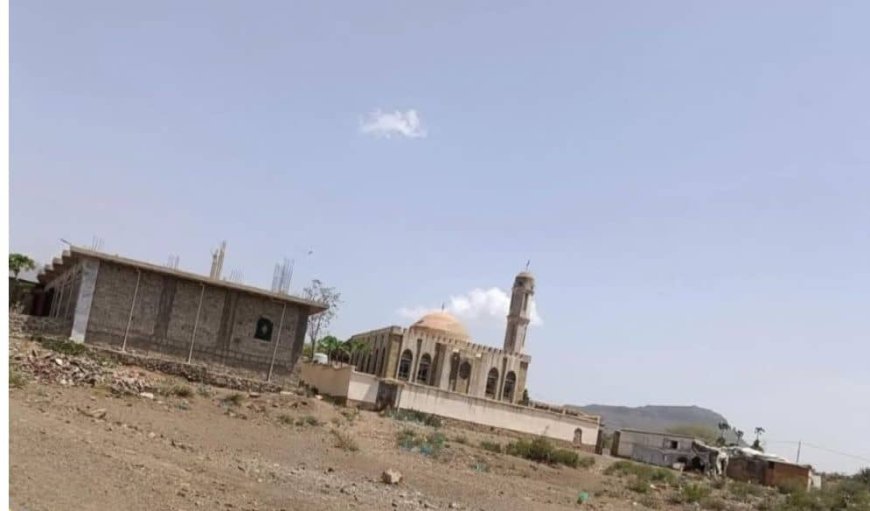 تعز.. القبض على خطيب جمعة روّج لأفكار الحوثي في مسجد بالصافية