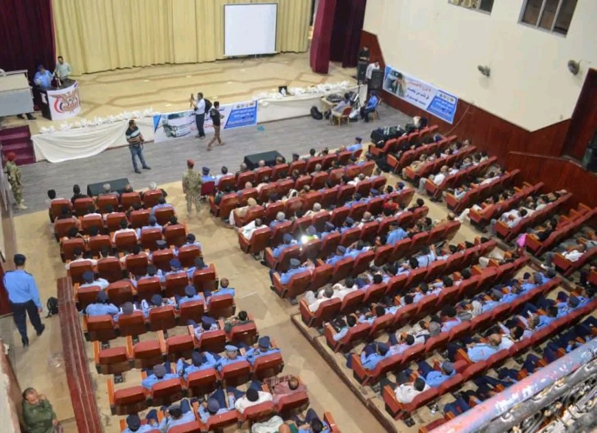 تعز تختتم فعاليات أسبوع المرور العربي 2025 بفقرات توعوية وفنية تحت شعار "تمهّل... أمامك حياة"