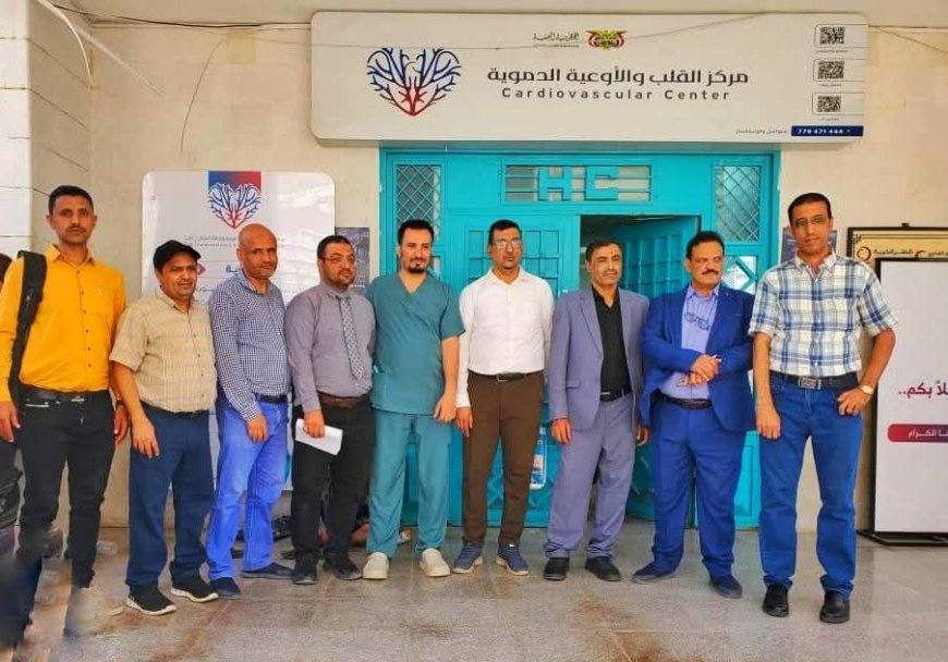 وكيل مساعد لقطاع التخطيط والتنمية بوزارة الصحة يزور عددًا من المستشفيات في تعز
