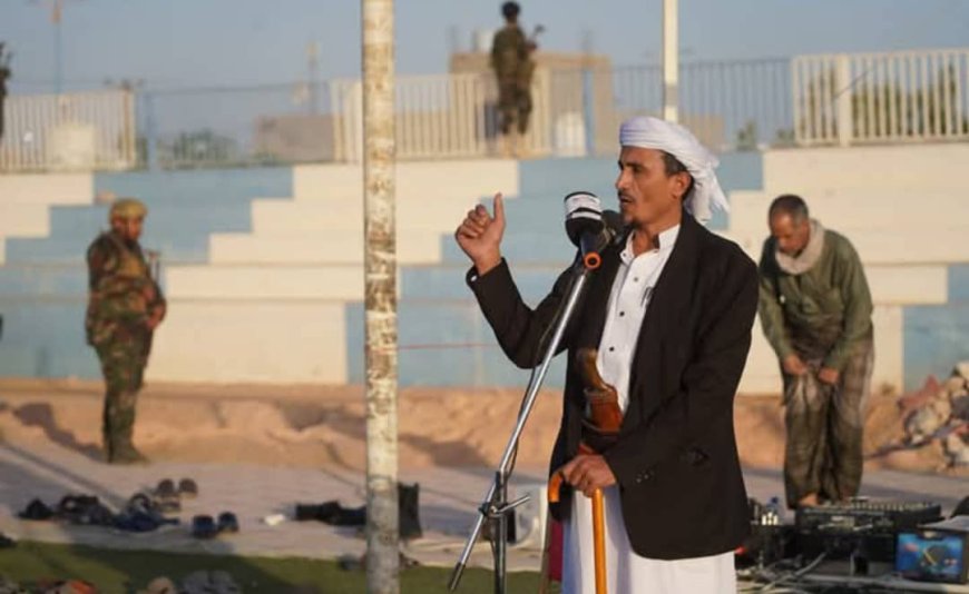 مدير عام أوقاف شبوة يحذر من خطورة المهاجرين الأفارقة غير الشرعيين وما يفعلونه لا يسكت عليه إطلاقًا
