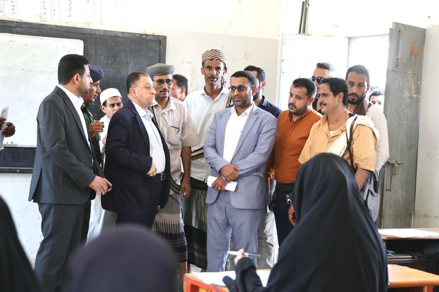 برعاية المحرّمي وبدعم إماراتي.. تدشين مشروع ترميم مجمع الزهراء التربوي في مديرية أحور بأبين