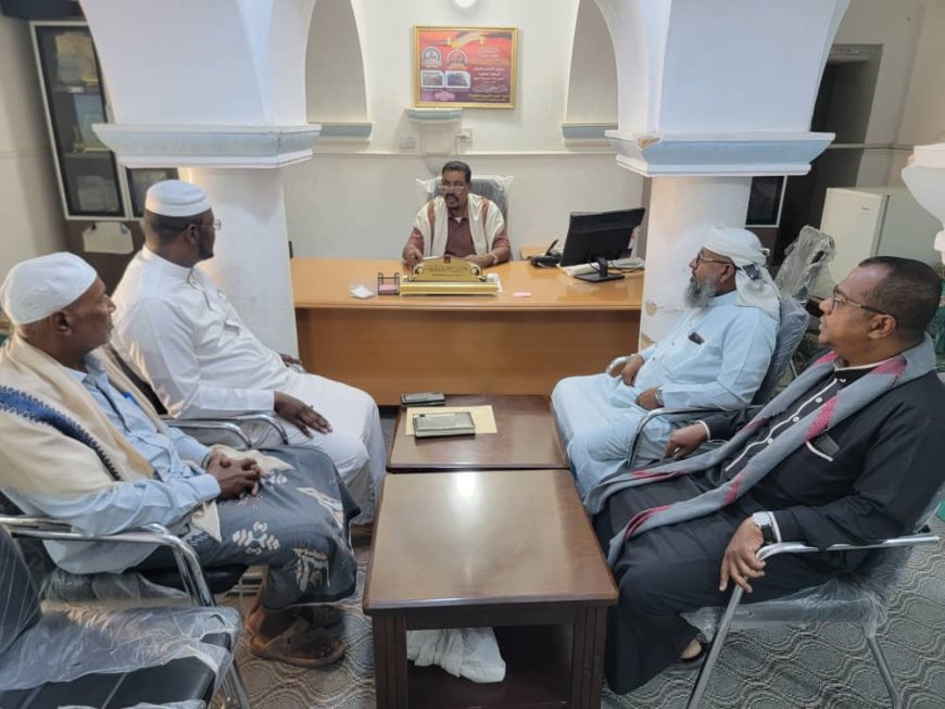 مدير عام مديرية تريم يلتقي بقيادة جمعية الدعوة الخيرية