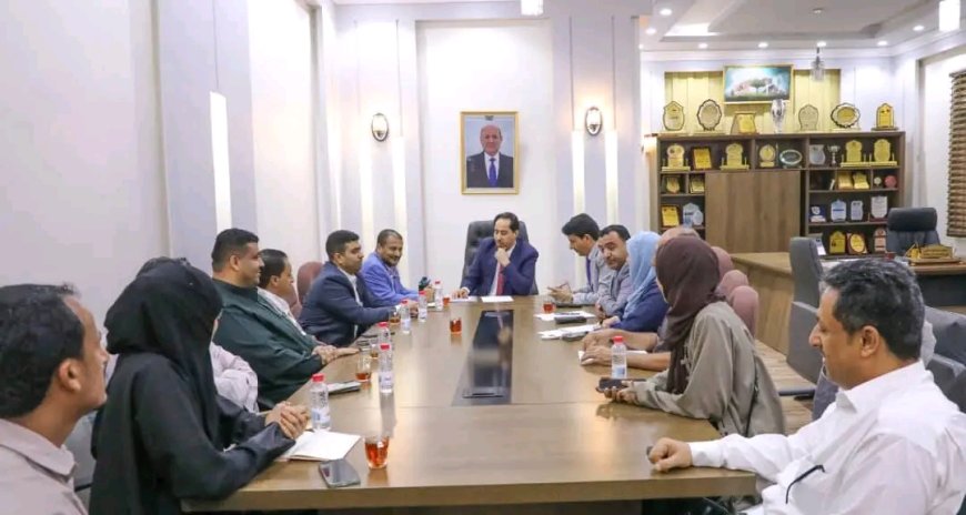 الوزير البكري يناقش مع نادي رجال الأعمال سبل تعزيز العلاقات المشتركة