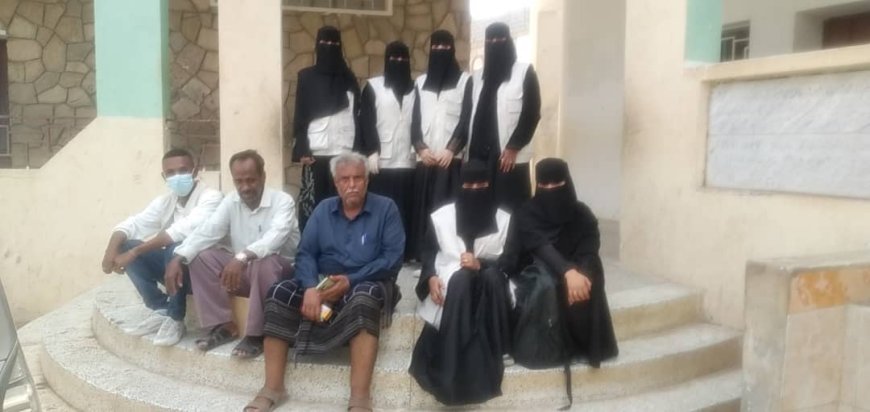 مؤسسة ثمار الخير تحتفل باختتام الامتحانات بتقديم المساعدات للطلاب والطالبات