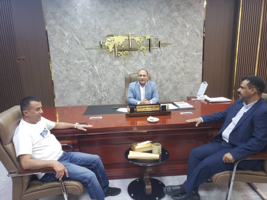 نائب وزير الصناعة يبحث مع مدراء فروع مكاتب المهرة وعدن مضاعفة العمل الرقابي