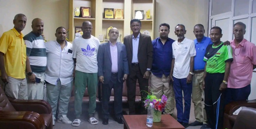 الشاذلي يلتقي إدارة نادي النصر ويناقش معها أوضاع النادي