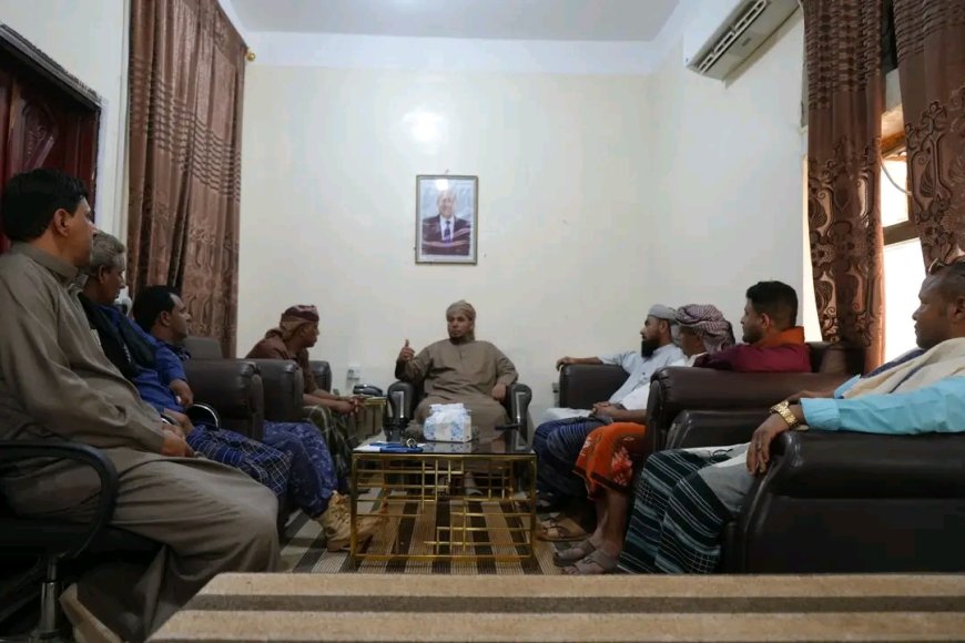 محافظ سقطرى يلتقي وكيل نيابة حديبوه وأعضاء النيابة ويؤكد دعم السلطة المحلية للسلطة القضائية