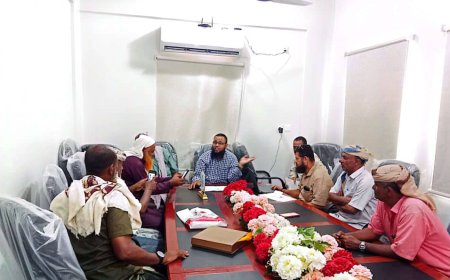 بحضور الأمين العام.. اجتماع اعتيادي للهيئة الإدارية بمديرية المضاربة والعارة لمناقشة الأوضاع الأمنية والخدمية