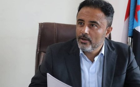 رئيس انتقالي أبين يصدر بيان هام حول فتح طريق ثرة ( بيان)