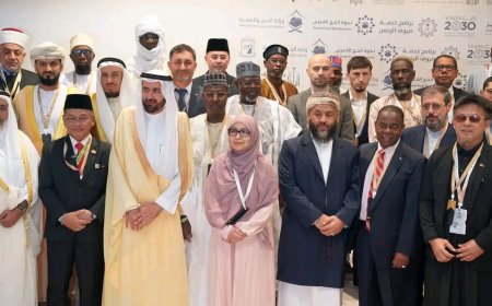 اليمن يشارك في ندوة الحج الكبرى الـ49 بجدة