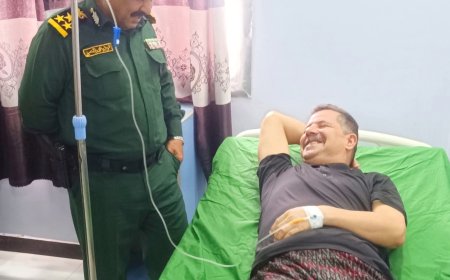 مدير عام شرطة شبوة يطمئن على صحة قائد محور عتق