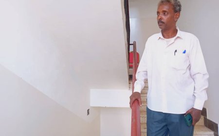 الوضع الصحي والمعيشي للإعلامي عوض آدم بحاجة للفتة من قبل المسؤولين