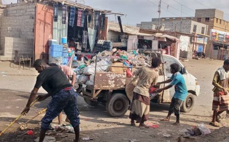 حملة نظافة بشقرة ينفذها صندوق النظافة بالمحافظة استعداداً لعيد الأضحى