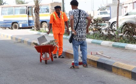 تحت شعار "جمال عدن بإستدامة نظافتها".. صندوق النظافة في البريقة ينفذ حملة نظافة واسعة بمدينة إنماء