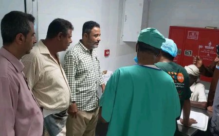 رئيس تنفيذية انتقالي أبين يتفقد هيئة مستشفى الرازي ويطلع على مستوى الخدمات الطبية المقدمة للمرضى